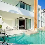 Radisson 5* Ларнака