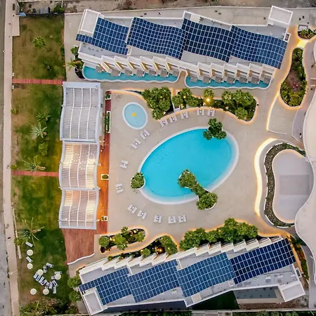 Radisson 5* Ларнака
